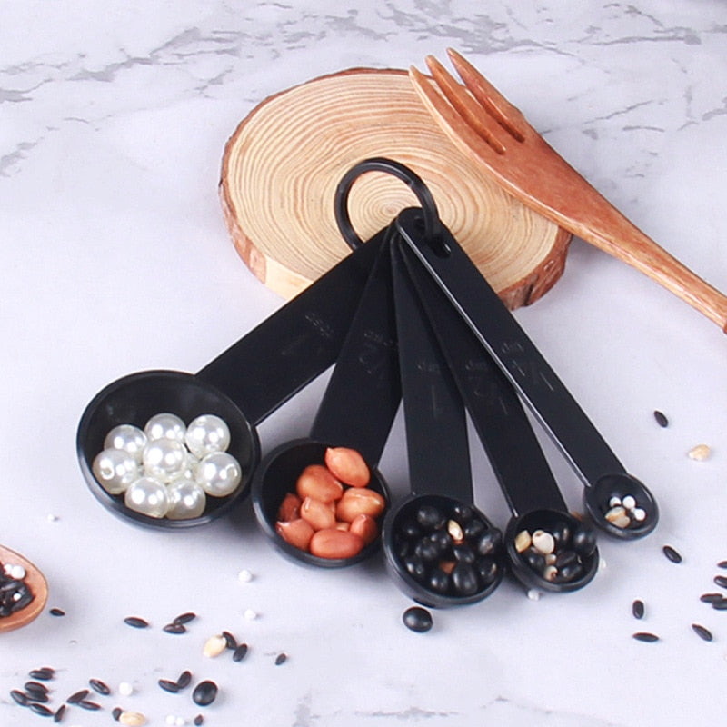 Kit with 5/10 pieces Ingredient Measurers 